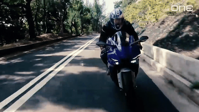2020 YAMAHA YZF-R1—新款200匹试驾(粤语中文字幕版)